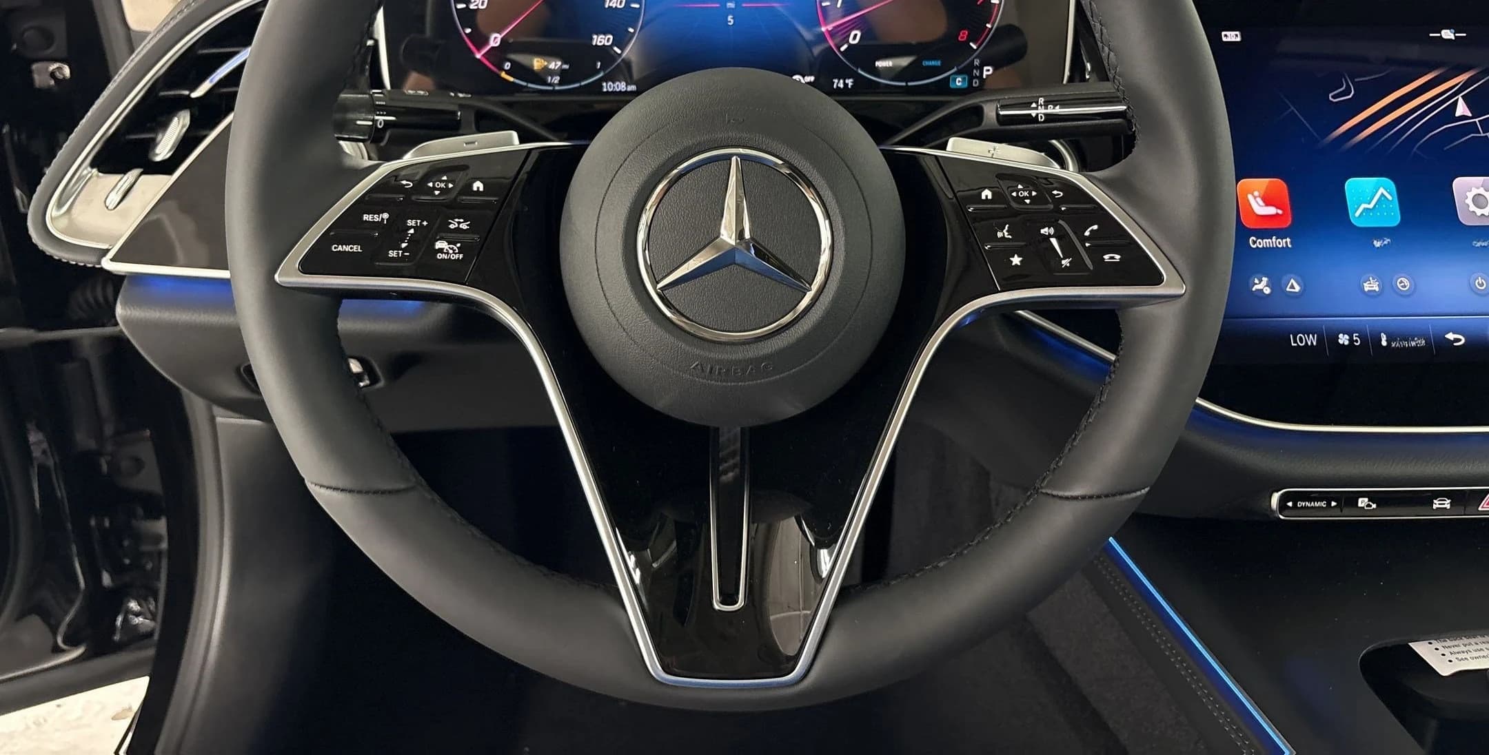 Mercedes-Benz E-Class E 450 4MATIC Sedan 2026 — side view