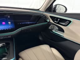 Mercedes-Benz E-Class E 450 4MATIC Sedan 2026 — side view