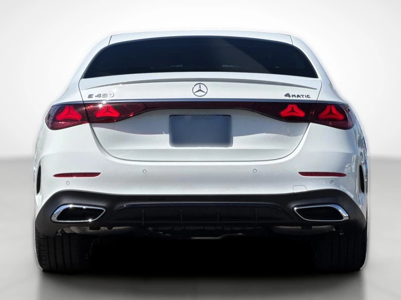 Mercedes-Benz E-Class E 450 4MATIC Sedan 2026 — side view