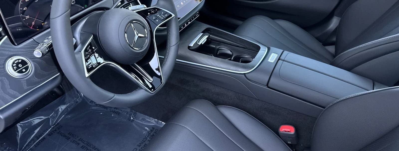 Mercedes-Benz E-Class E 450 4MATIC Sedan 2026 — side view