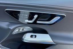 Mercedes-Benz E-Class E 450 4MATIC Sedan 2026 — side view