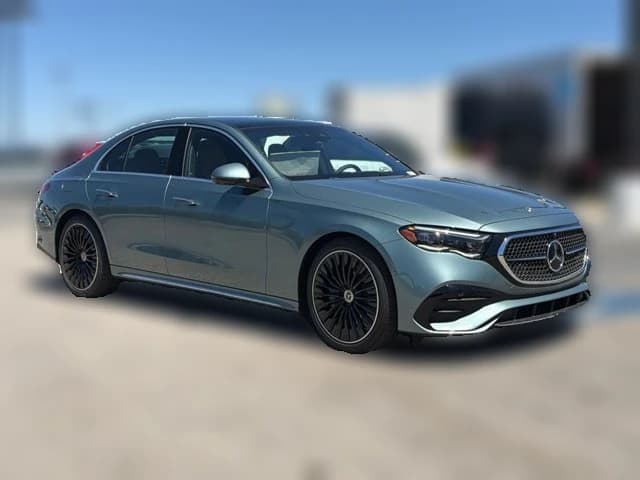 Mercedes-Benz E-Class E 450 4MATIC Sedan 2026 — side view