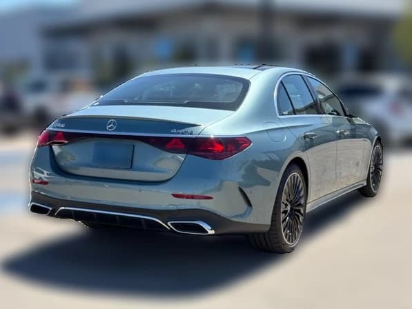 Mercedes-Benz E-Class E 450 4MATIC Sedan 2026 — side view