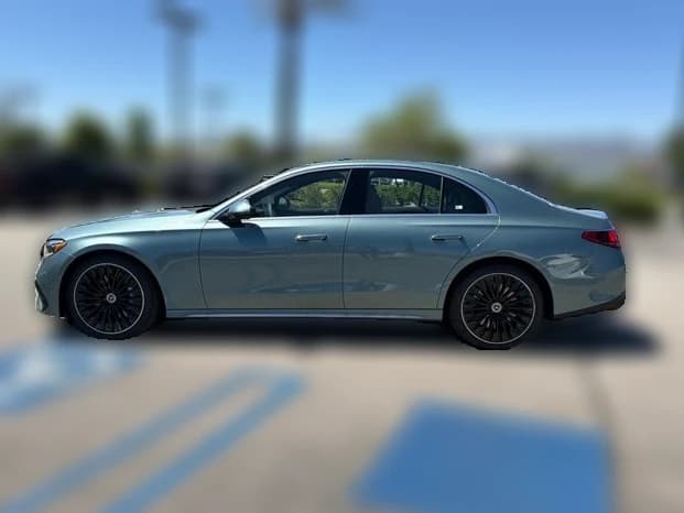 Mercedes-Benz E-Class E 450 4MATIC Sedan 2026 — side view