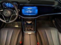 Mercedes-Benz E-Class E 450 4MATIC Sedan 2027 — side view