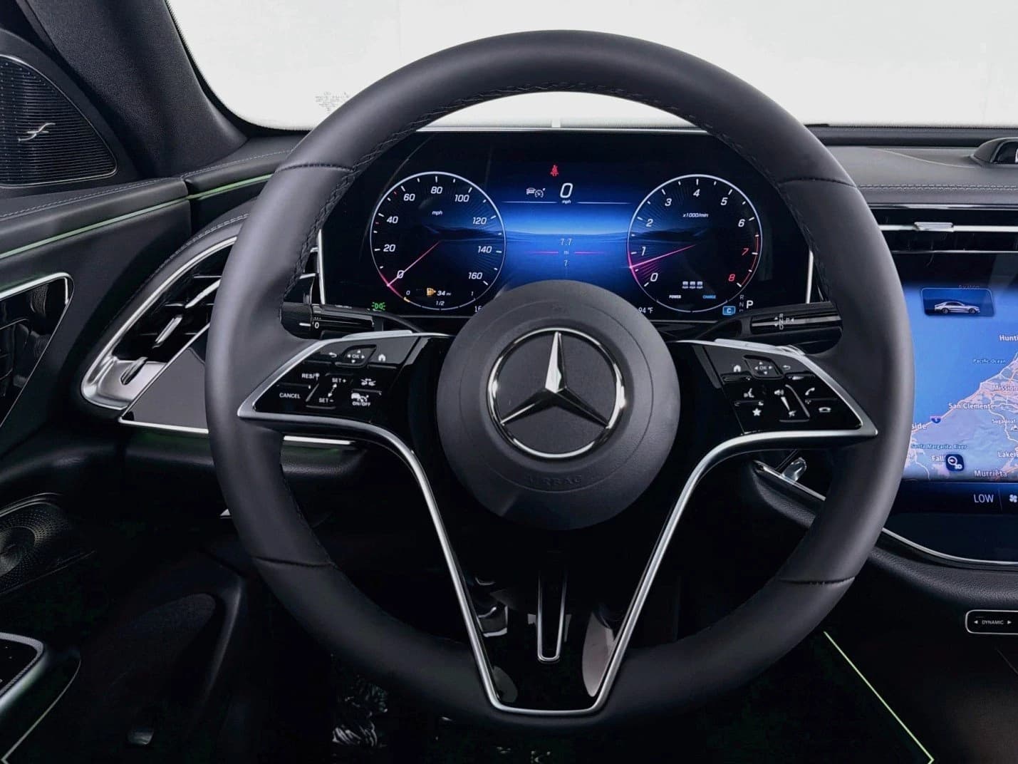 Mercedes-Benz E-Class E 450 4MATIC Sedan 2027 — side view