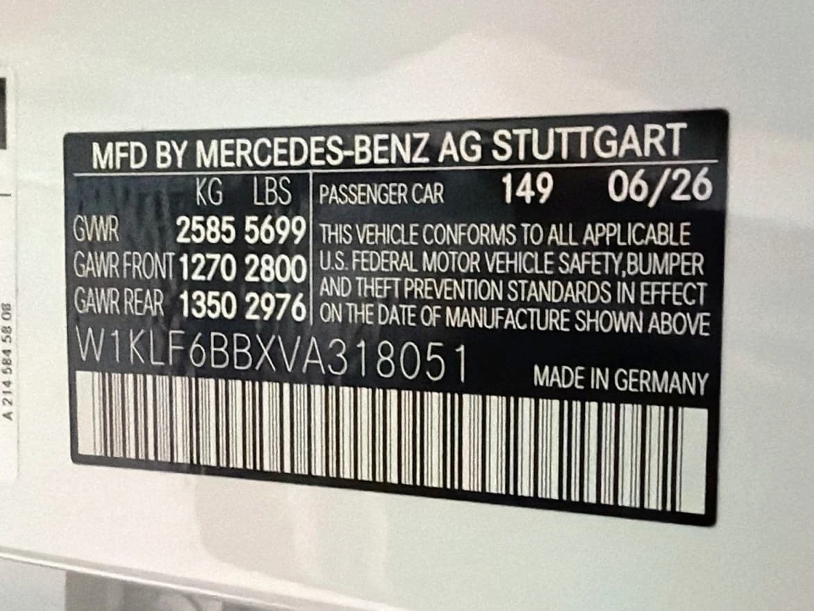 Mercedes-Benz E-Class E 450 4MATIC Sedan 2027 — side view