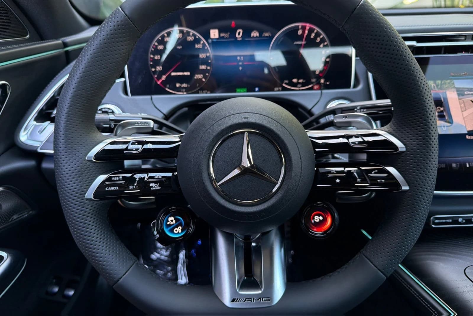 Mercedes-Benz E-Class AMG E 53 E 4MATIC+ Sedan 2026 — side view