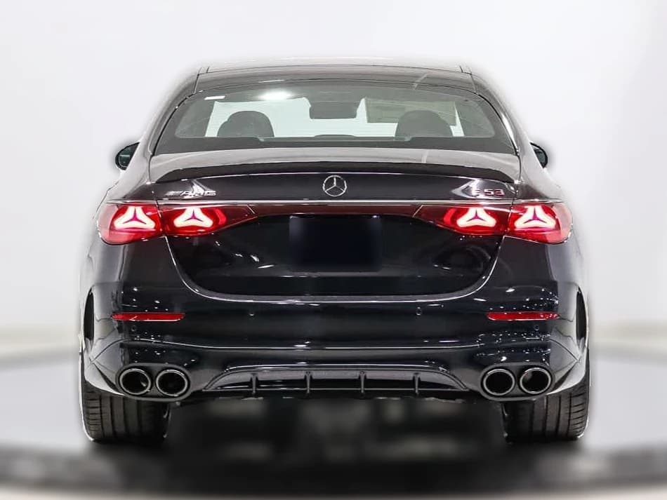 Mercedes-Benz E-Class AMG E 53 E 4MATIC+ Sedan 2026 — side view