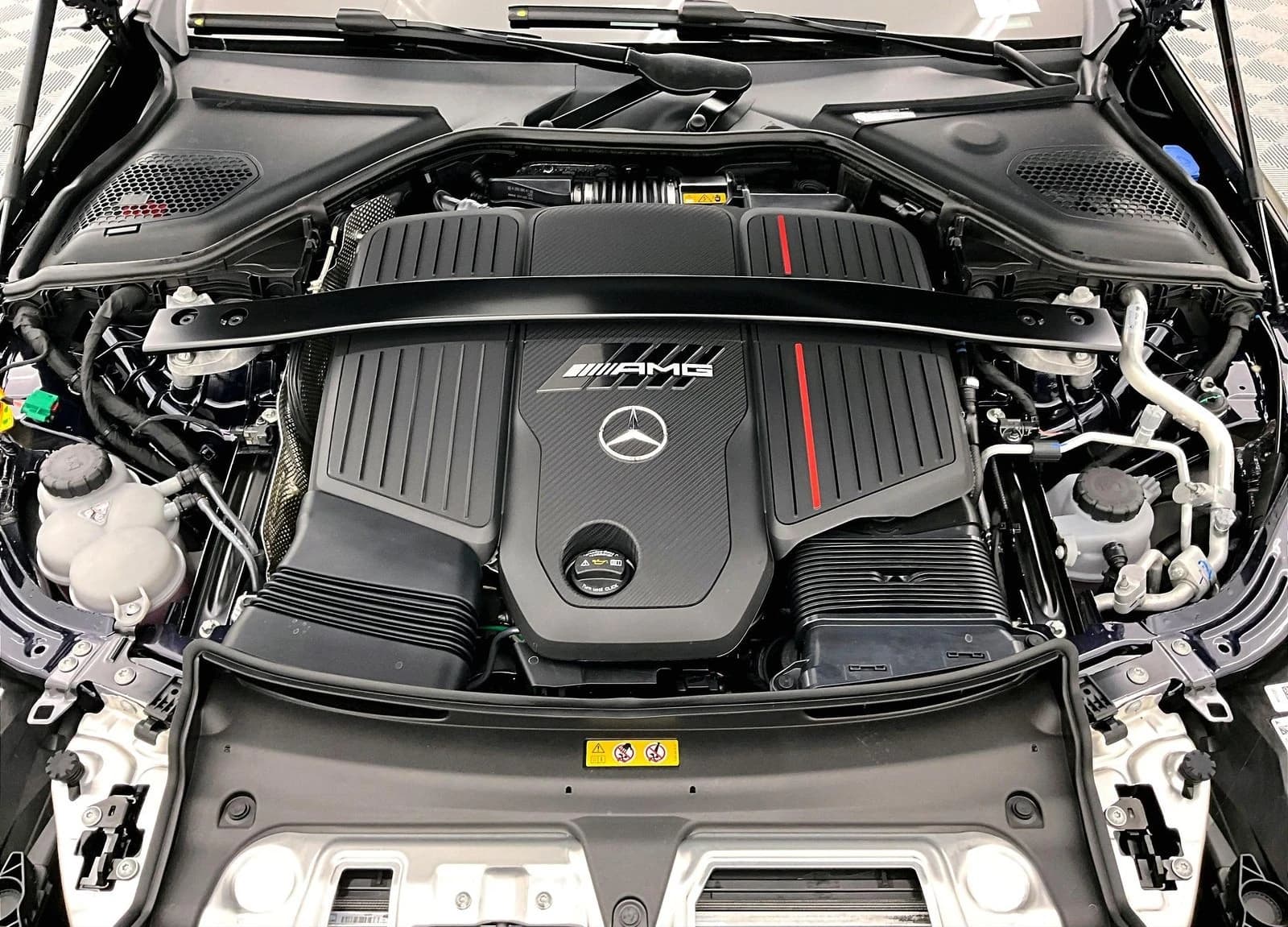 Mercedes-Benz E-Class AMG E 53 Hybrid Sedan 2027 — side view