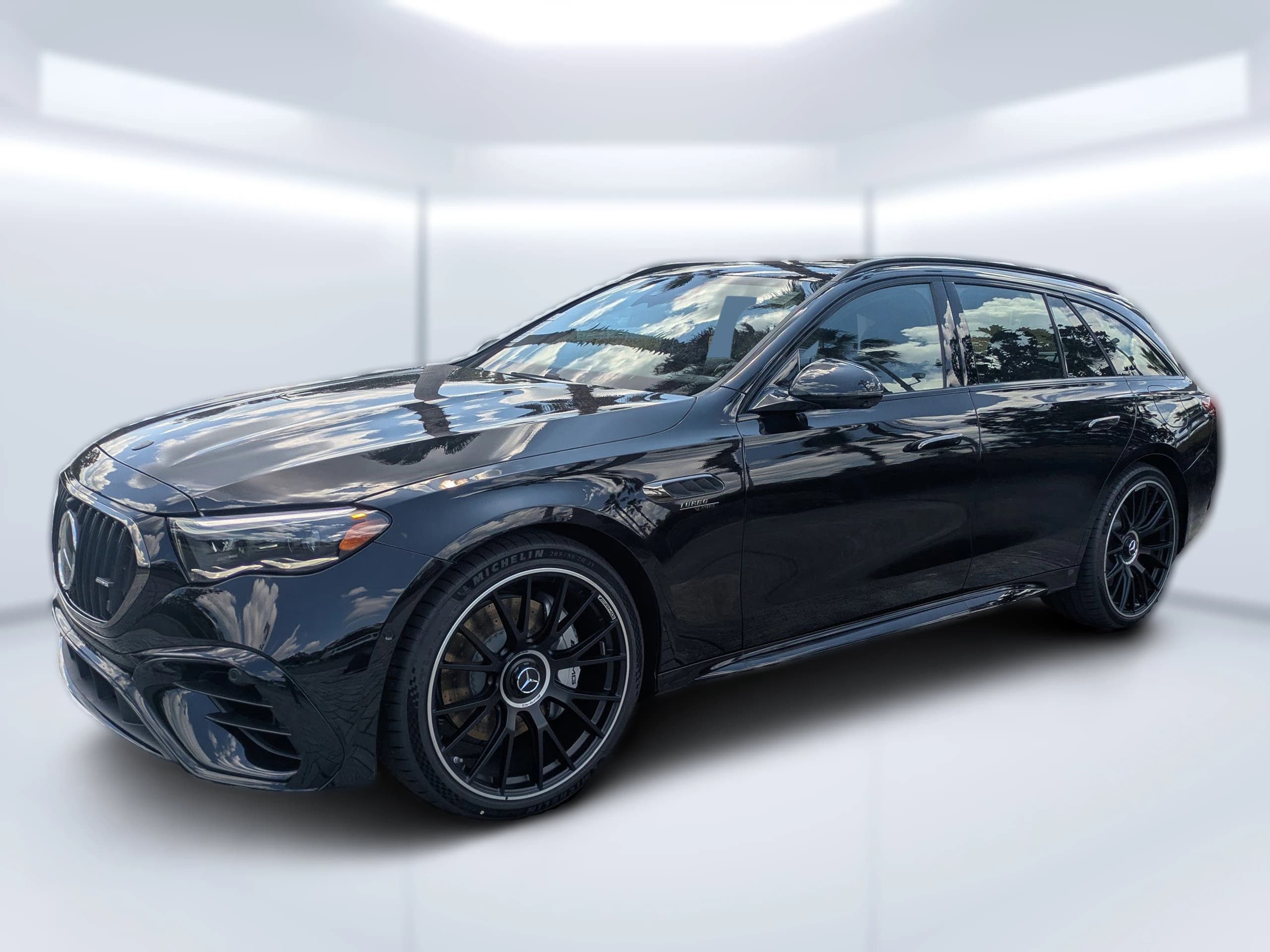 Mercedes-Benz E-Class AMG E 53 E 4MATIC+ Wagon 2026 — side view