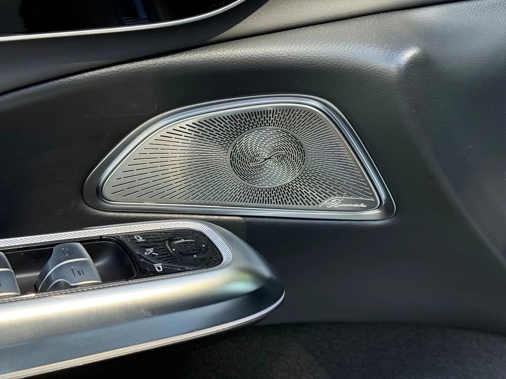 Mercedes-Benz E-Class AMG E 53 Hybrid Wagon 2027 — side view