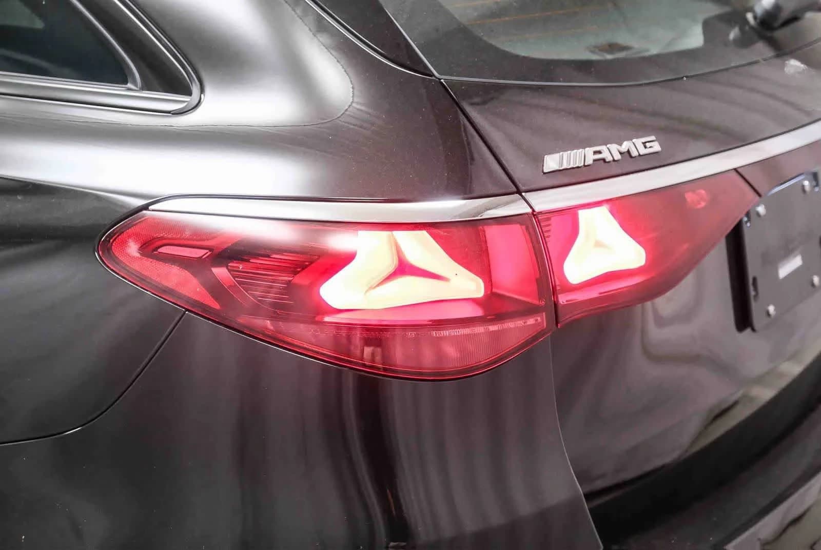 Mercedes-Benz E-Class AMG E 53 E 4MATIC+ Wagon 2026 — side view
