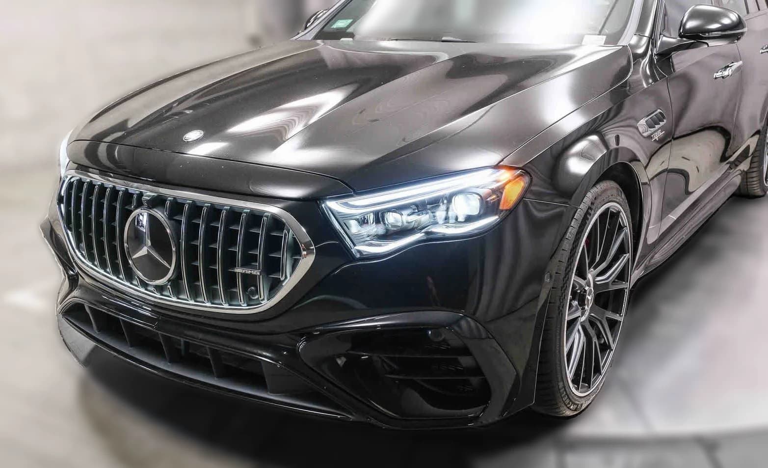 Mercedes-Benz E-Class AMG E 53 E 4MATIC+ Wagon 2026 — side view