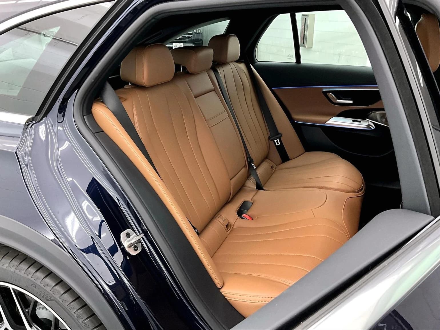 Mercedes-Benz E-Class E 450 4MATIC All-Terrain Wagon 2026 — side view