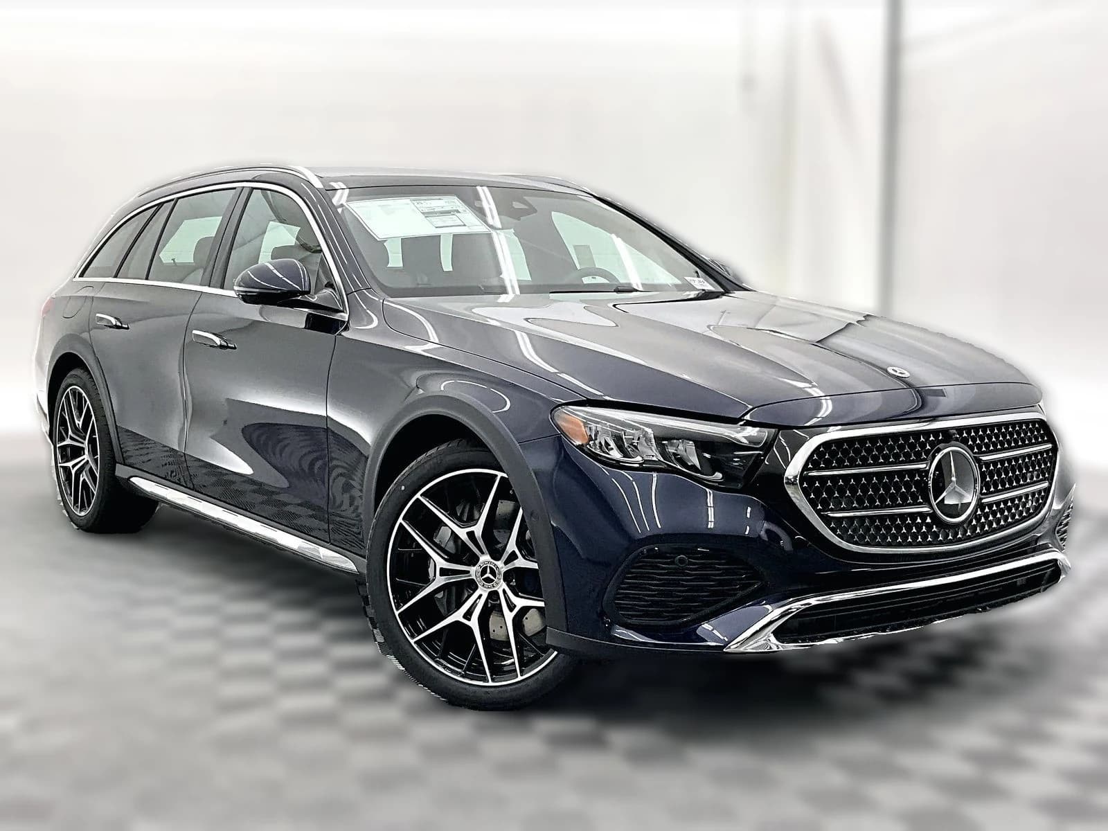 Mercedes-Benz E-Class E 450 4MATIC All-Terrain Wagon 2026 — side view