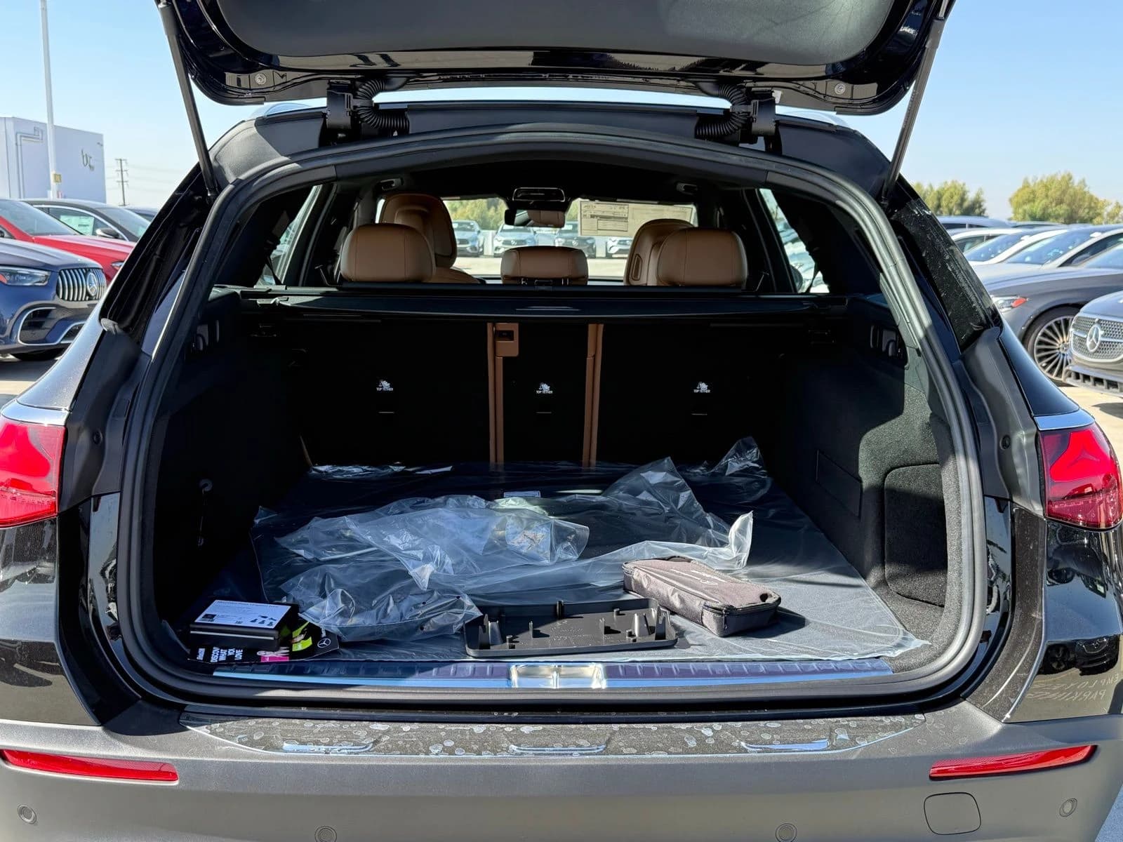 Mercedes-Benz E-Class E 450 4MATIC All-Terrain Wagon 2026 — side view
