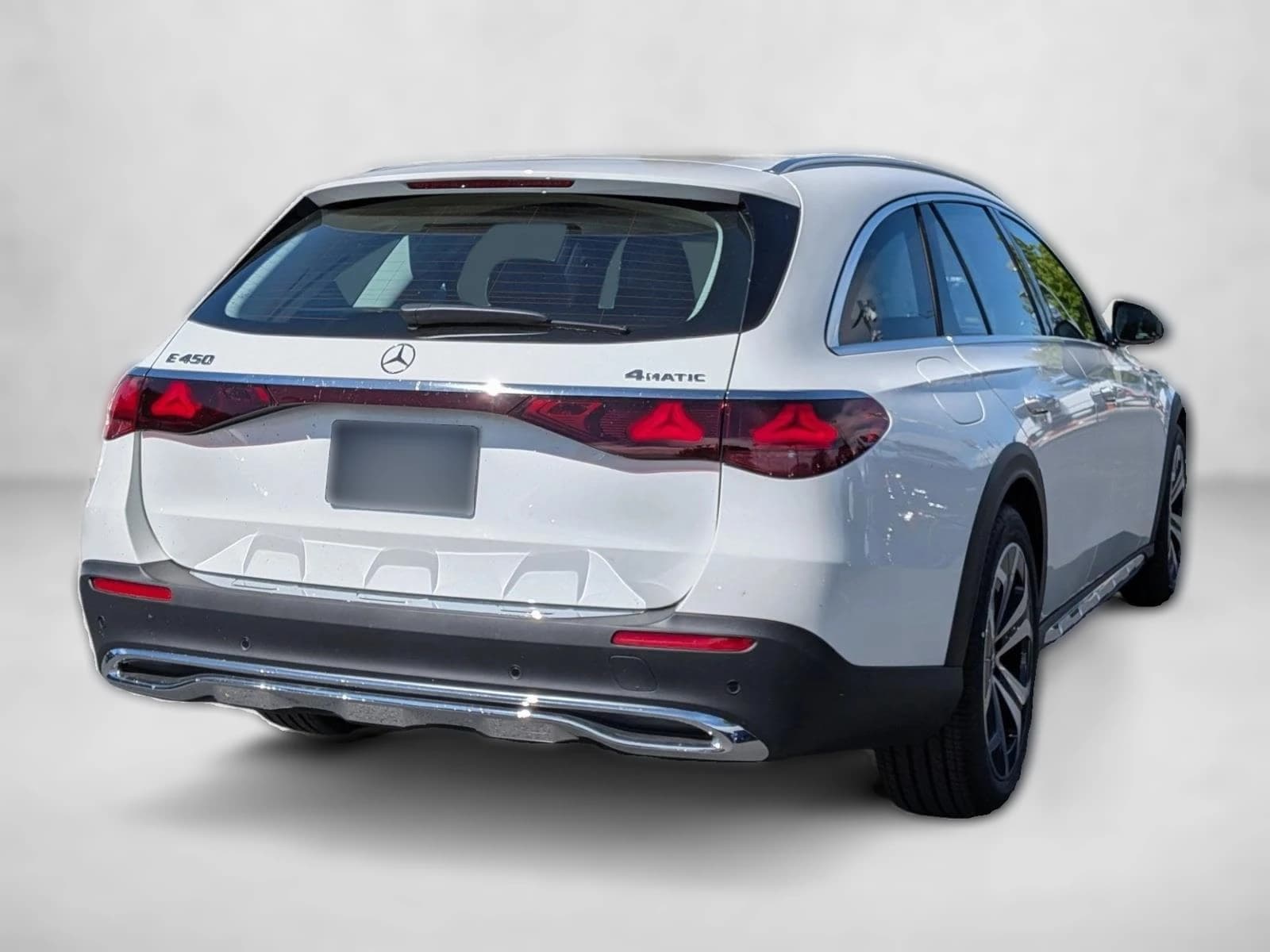Mercedes-Benz E-Class E 450 4MATIC All-Terrain Wagon 2026 — side view