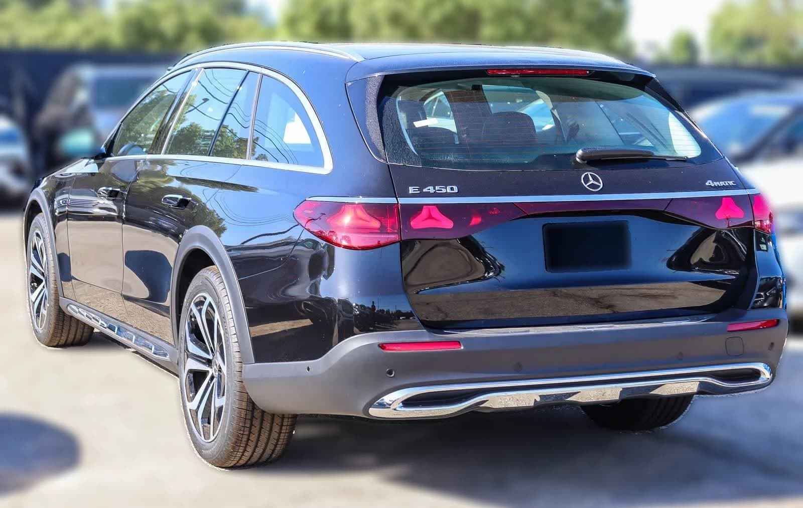 Mercedes-Benz E-Class E 450 4MATIC All-Terrain Wagon 2026 — side view