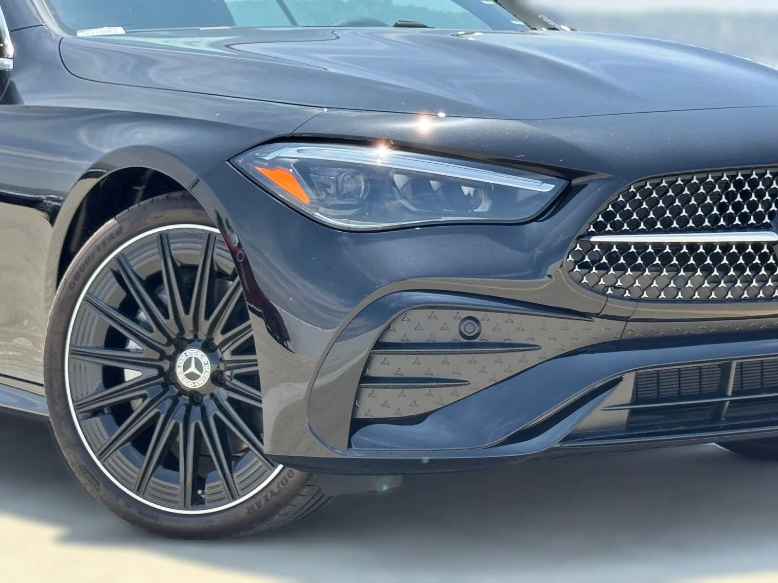 Mercedes-Benz CLE CLE 300 4MATIC Cabriolet 2026 — side view