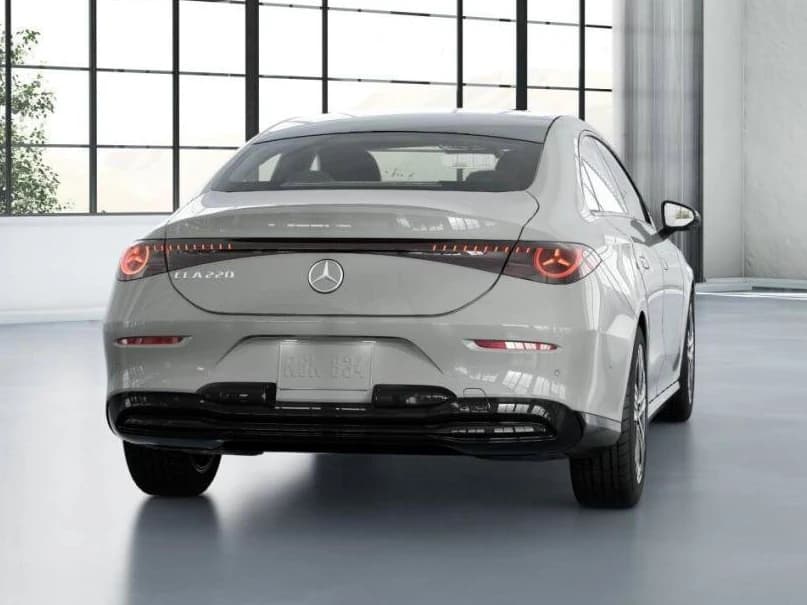 Mercedes-Benz CLA CLA 220 Hybrid FWD 2027 — side view