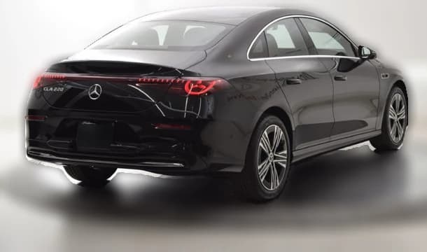 Mercedes-Benz CLA CLA 220 Hybrid FWD 2027 — side view