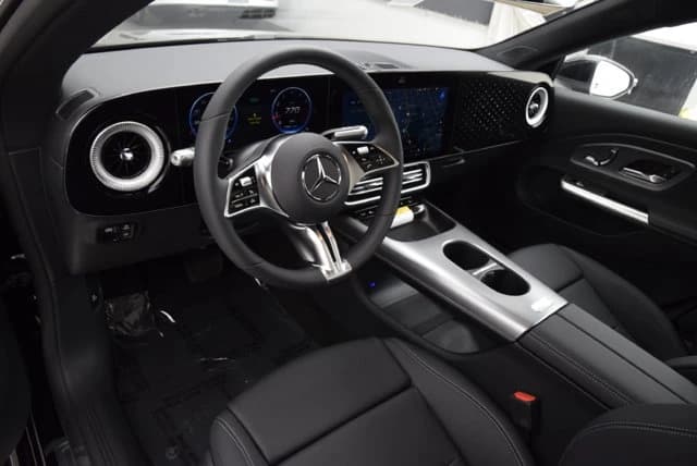 Mercedes-Benz CLA CLA 220 Hybrid FWD 2027 — side view