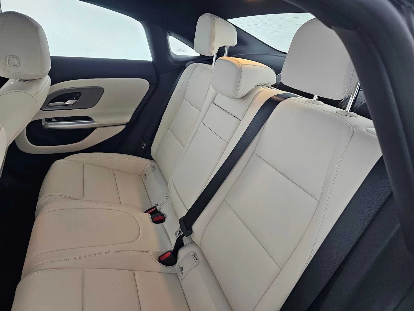 Mercedes-Benz CLA CLA 220 Hybrid FWD 2027 — side view