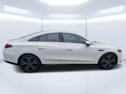 Mercedes-Benz CLA CLA 220 Hybrid FWD 2027 — side view