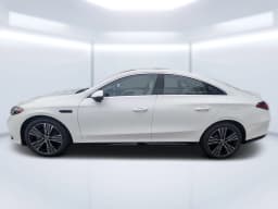 Mercedes-Benz CLA CLA 220 Hybrid FWD 2027 — side view