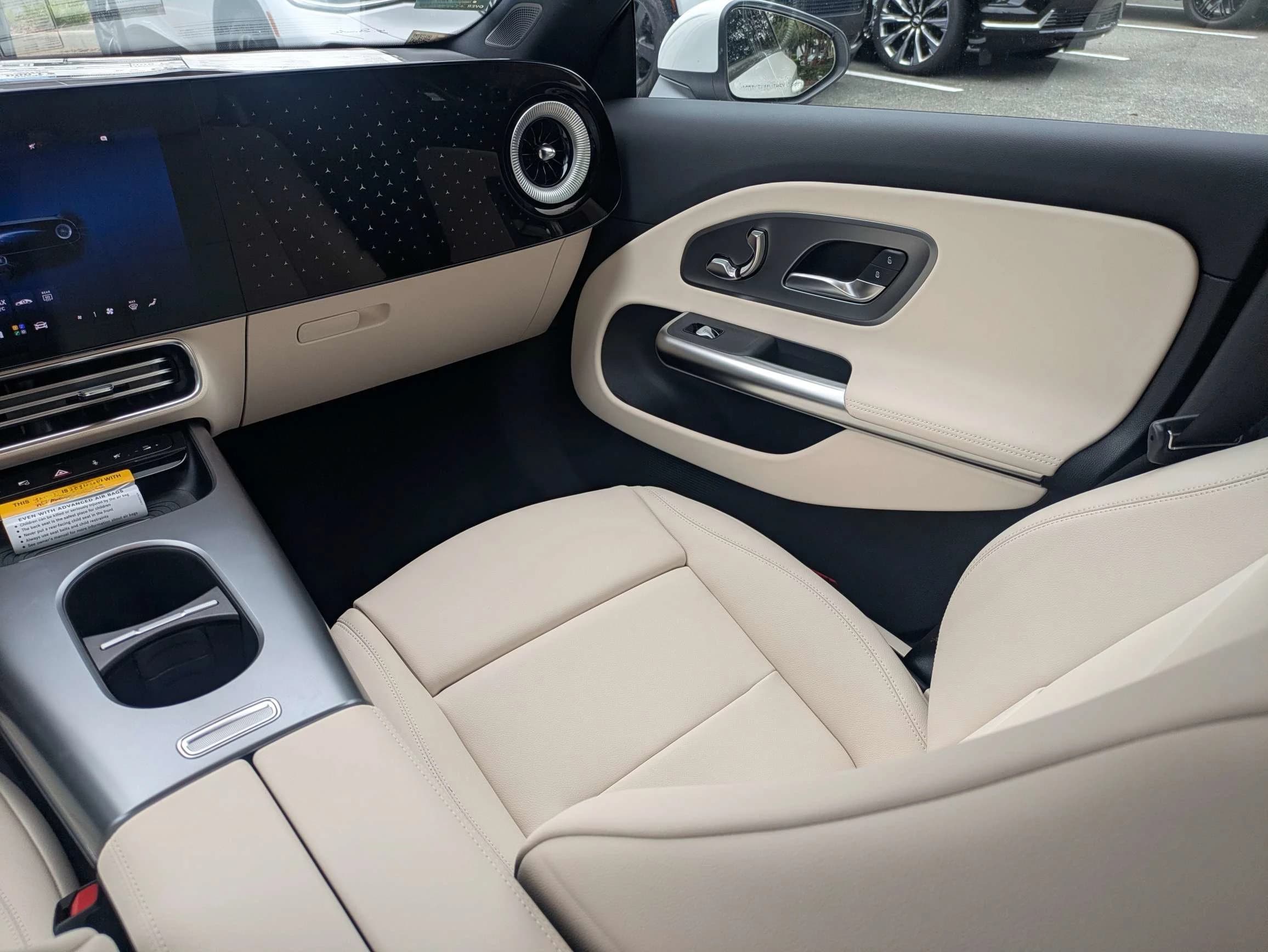Mercedes-Benz CLA CLA 220 Hybrid FWD 2027 — side view