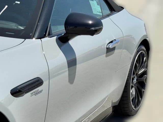 Mercedes-Benz SL AMG SL 43 Roadster 2025 — side view