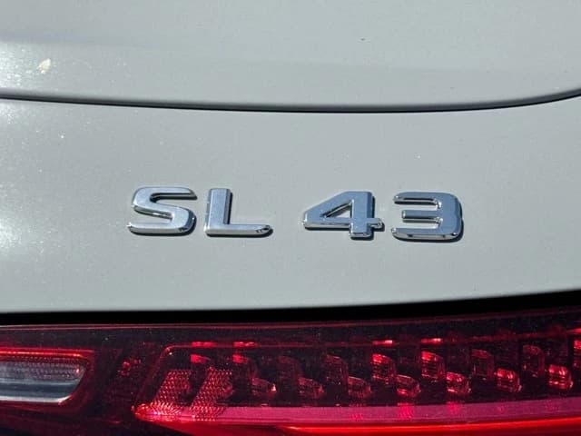 Mercedes-Benz SL AMG SL 43 Roadster 2025 — side view
