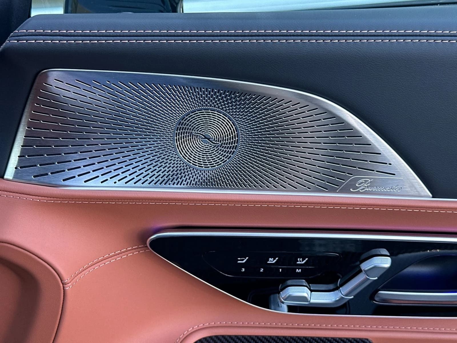 Mercedes-Benz SL AMG SL 43 Roadster 2026 — side view