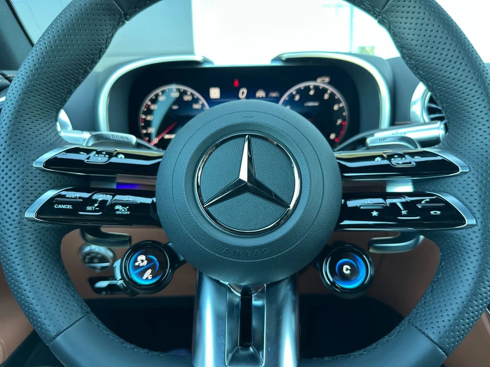 Mercedes-Benz SL AMG SL 43 Roadster 2026 — side view