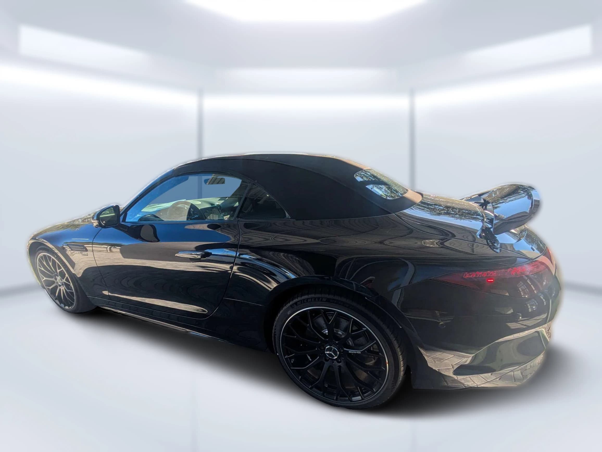 Mercedes-Benz SL AMG SL 55 Roadster 2027 — side view