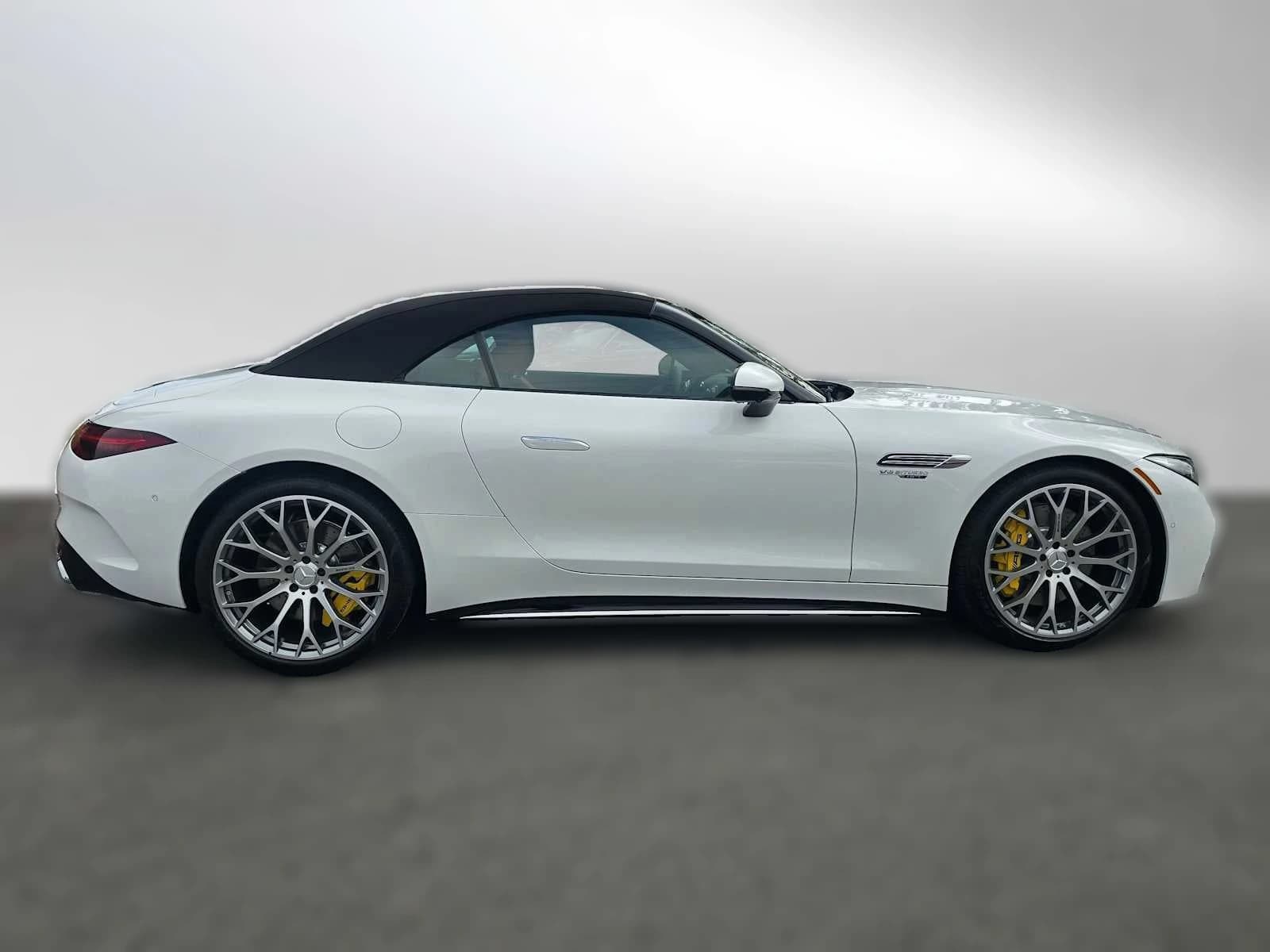 Mercedes-Benz SL AMG SL 63 Roadster 2026 — side view