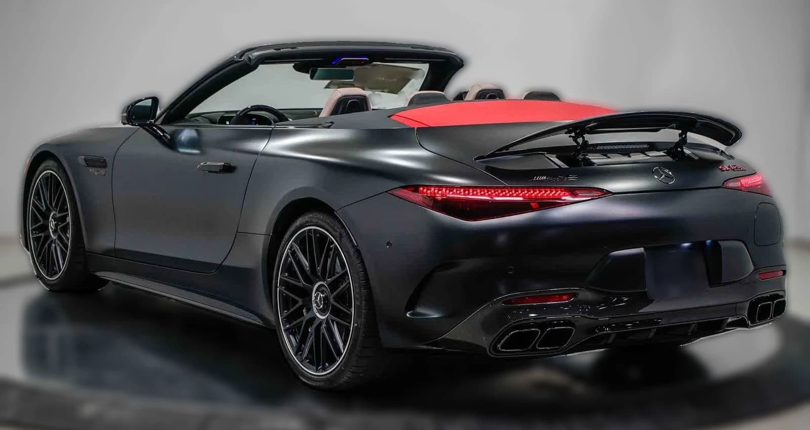 Mercedes-Benz SL AMG SL 63 S E Performance Roadster 2026 — side view