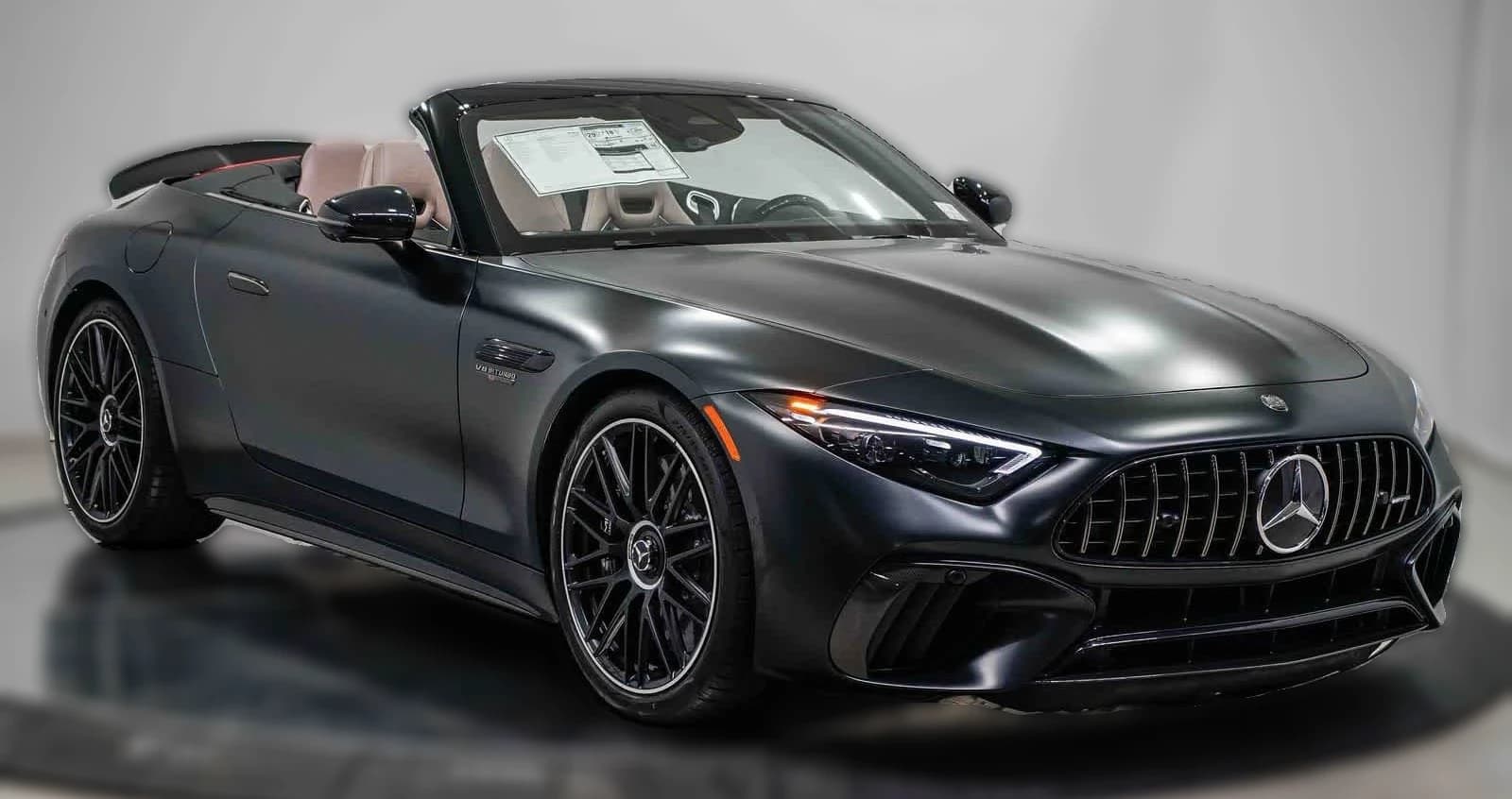 Mercedes-Benz SL AMG SL 63 S E Performance Roadster 2026 — side view