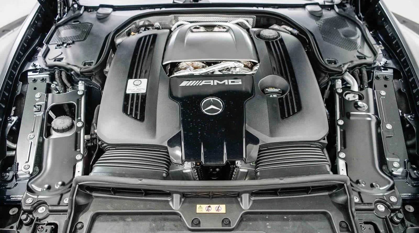 Mercedes-Benz SL AMG SL 63 S E Performance Roadster 2026 — side view