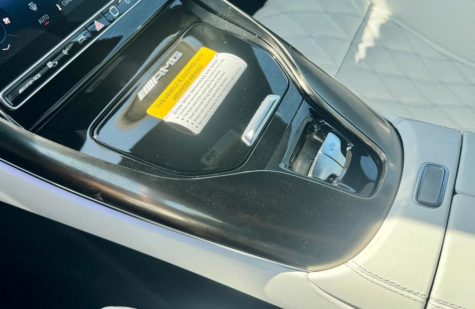 Mercedes-Benz SL AMG SL 63 S E Performance Roadster 2026 — side view