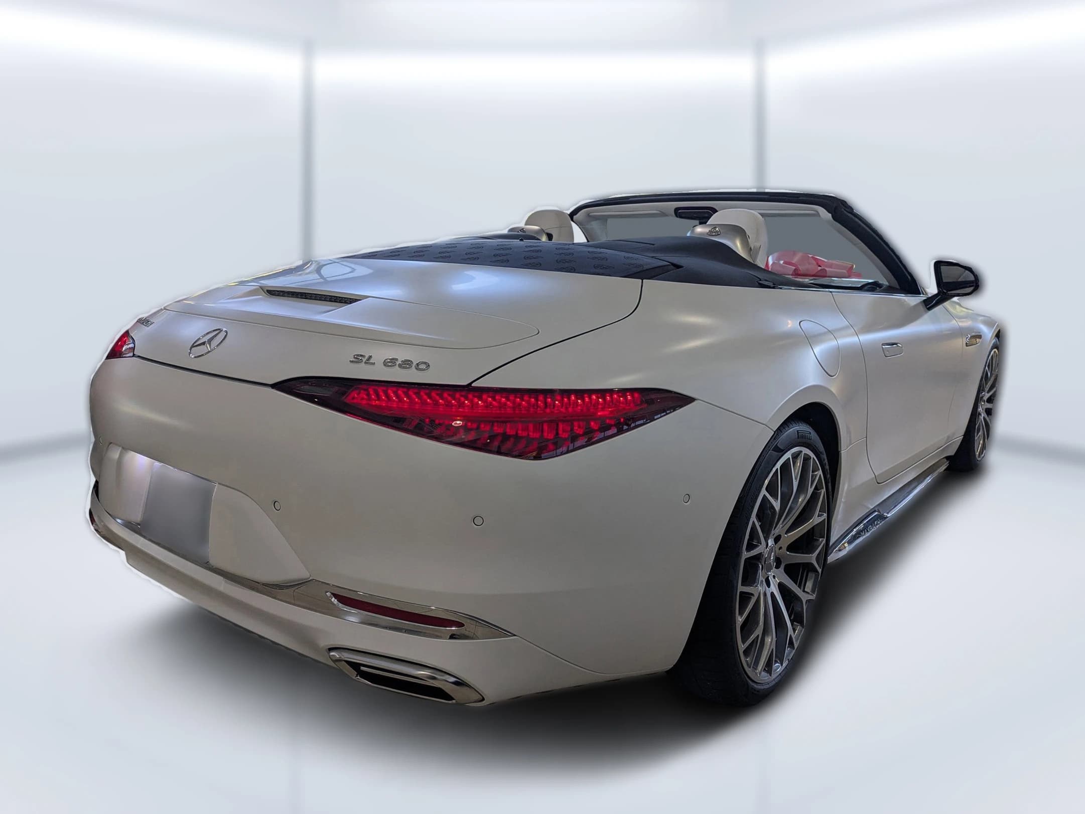 Mercedes-Benz SL Maybach SL 680 Monogram Series Roadster 2026 — side view