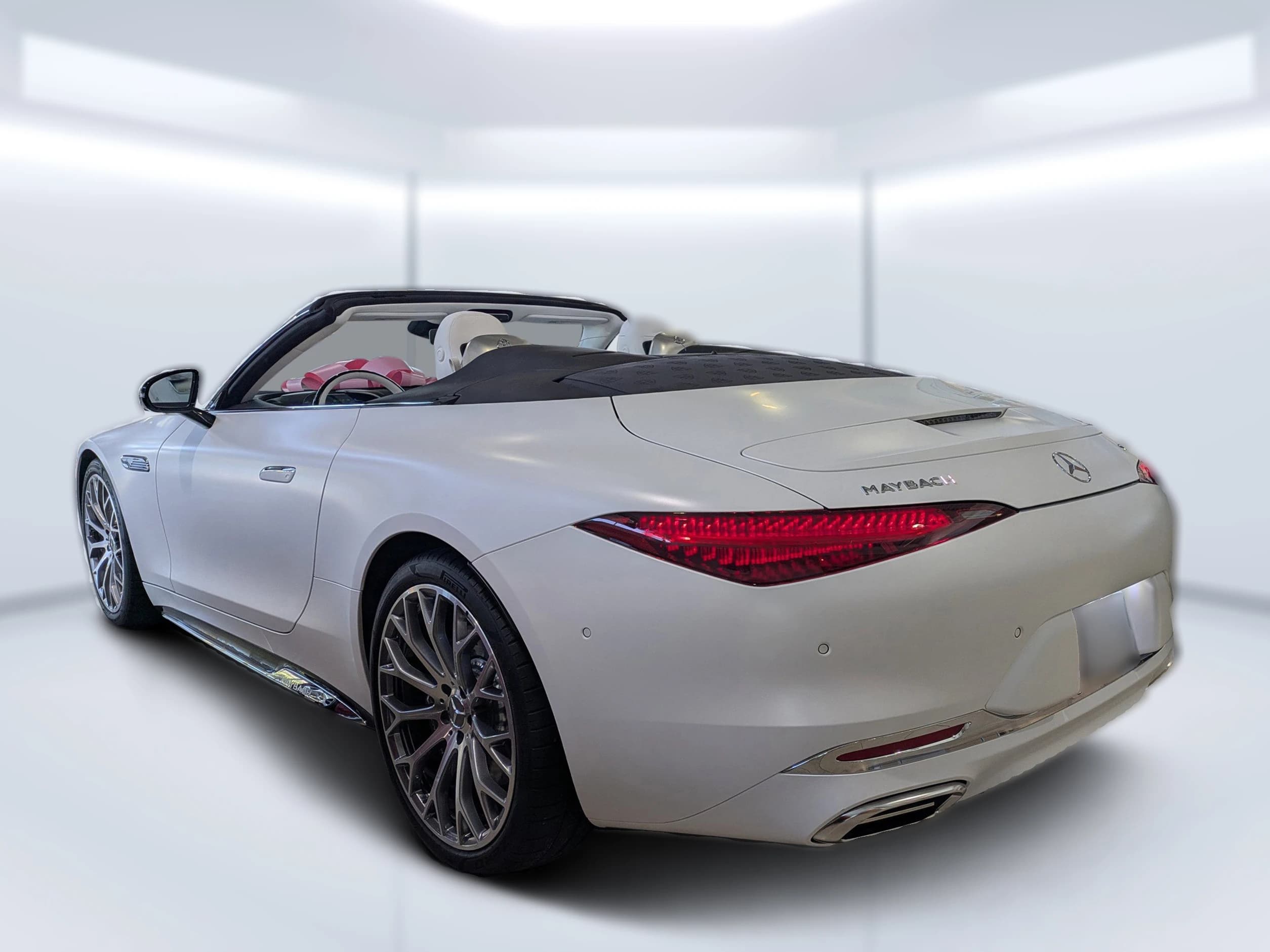 Mercedes-Benz SL Maybach SL 680 Monogram Series Roadster 2026 — side view
