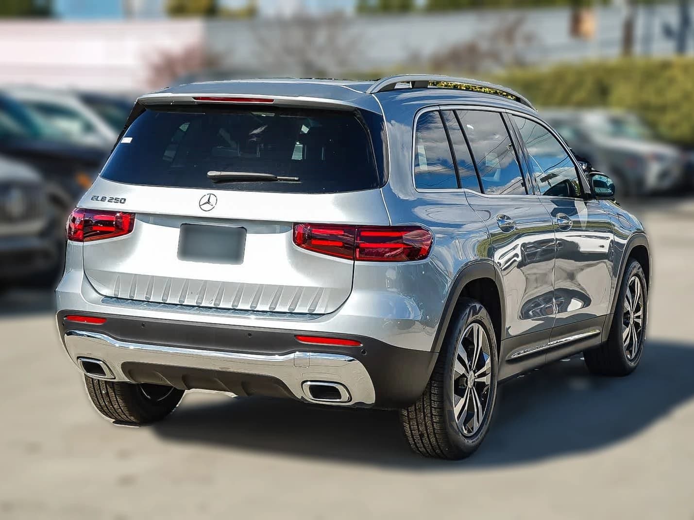 Mercedes-Benz GLB GLB 250 SUV 2026 — side view