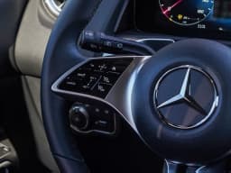 Mercedes-Benz GLB GLB 250 SUV 2026 — side view