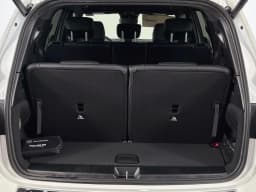 Mercedes-Benz GLB GLB 250 SUV 2026 — side view