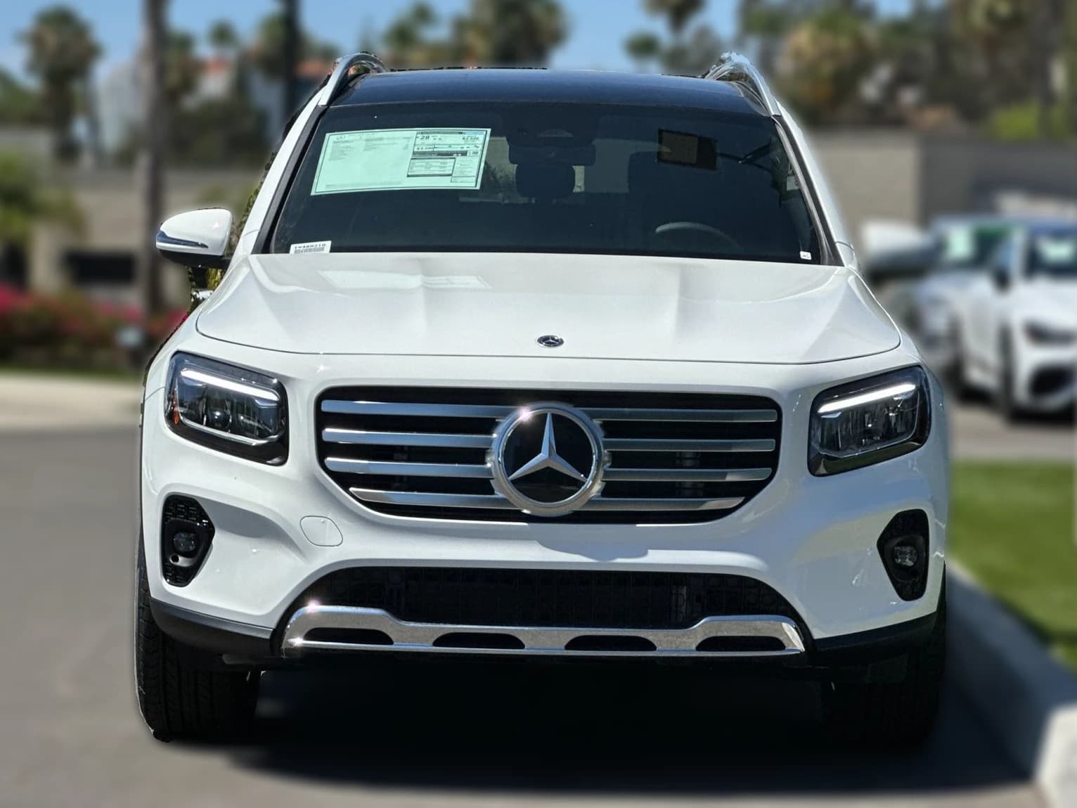 Mercedes-Benz GLB GLB 250 SUV 2026 — side view