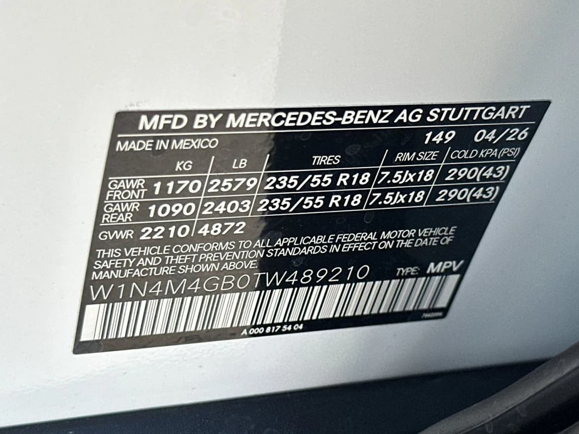 Mercedes-Benz GLB GLB 250 SUV 2026 — side view
