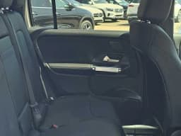 Mercedes-Benz GLB GLB 250 SUV 2026 — side view