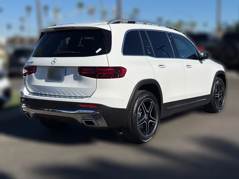 Mercedes-Benz GLB GLB 250 SUV 2026 — side view